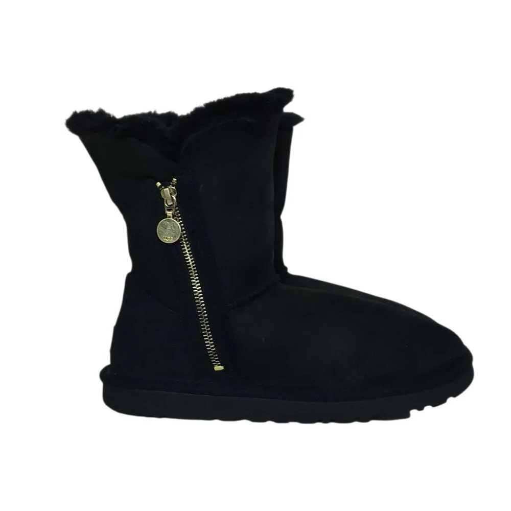UGG Bailey Zip Short Boot Black Suede Shearling Fur Lined Boots Women’s Size 8